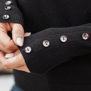 Long Sleeve Rose Gold Button Crew Neck Sweater - BLACK